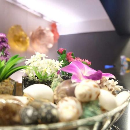 Rockstel Loma Vandrerhjem Phuket Eksteriør bilde